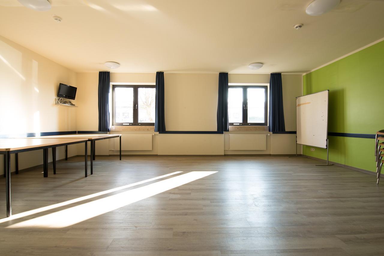 Youtel Jugendhotel Bitburg Eksteriør bilde